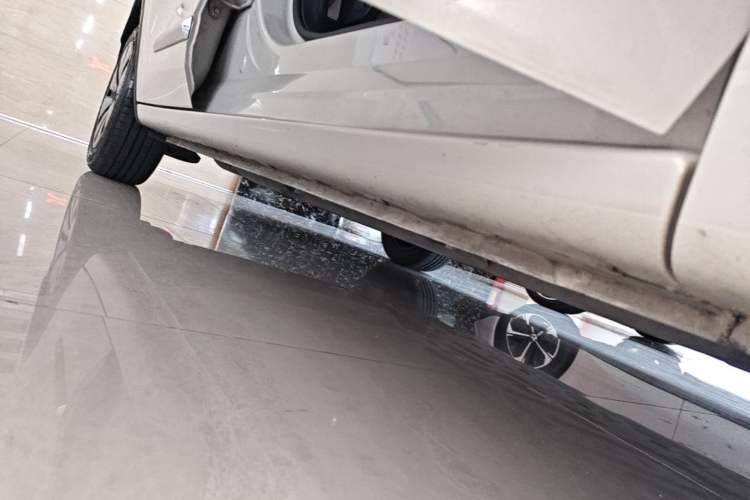 Used Wuling Bingo 2023 333 km Enjoyment Version Right Side Sill