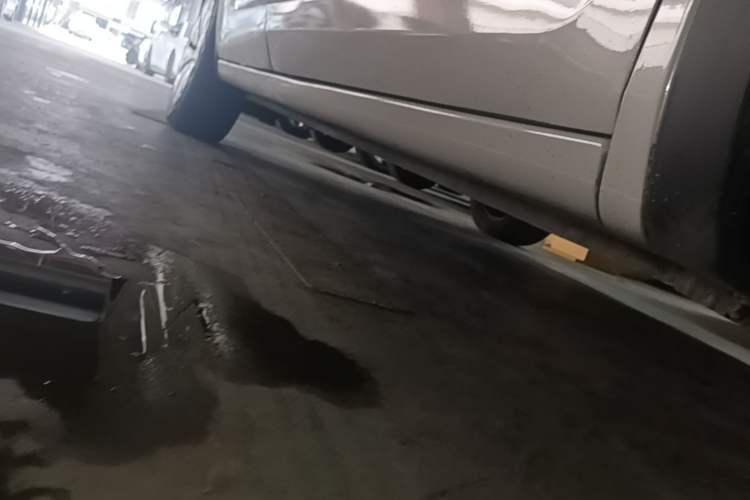 Used Wuling Bingo 2023 410 km Lingxi Deluxe Edition Right Side Sill