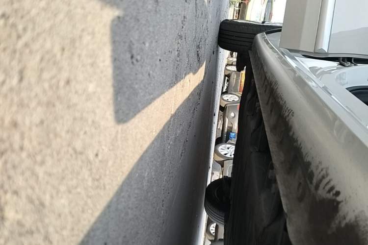Used Wuling Bingo 2023 333 km Fast-Share Version Right Side Sill