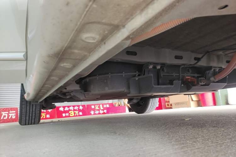 Used Wuling Bingo 2023 203km Light Edition Right Side Sill