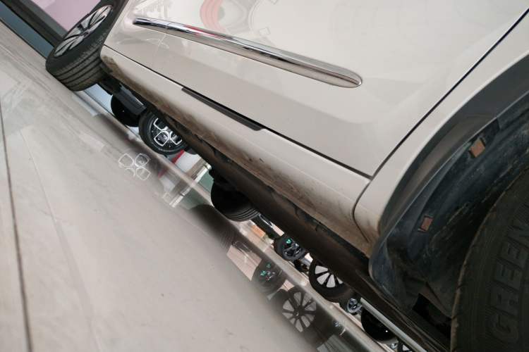Used Wuling Bingo 2023 333 km Enjoyment Version Right Side Sill