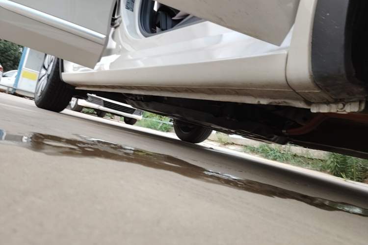 Used Wuling Bingo 2023 203km Light Edition Right Side Sill