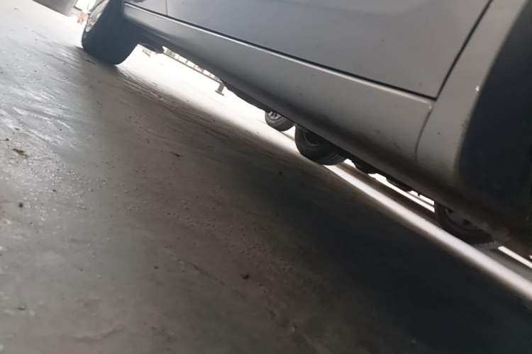 Used Wuling Bingo 2023 203km Light Edition Right Side Sill