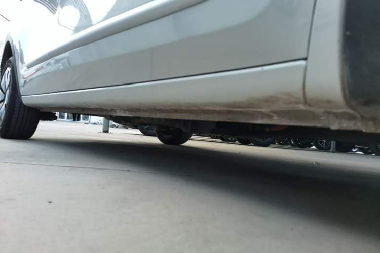 Used Wuling Bingo 2023 203km Light Edition Right Side Sill