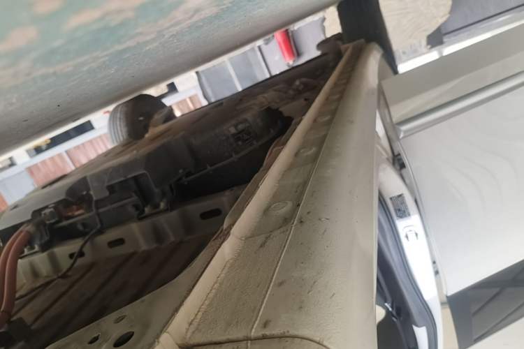Used Wuling Bingo 2023 203km Light Edition Right Side Sill