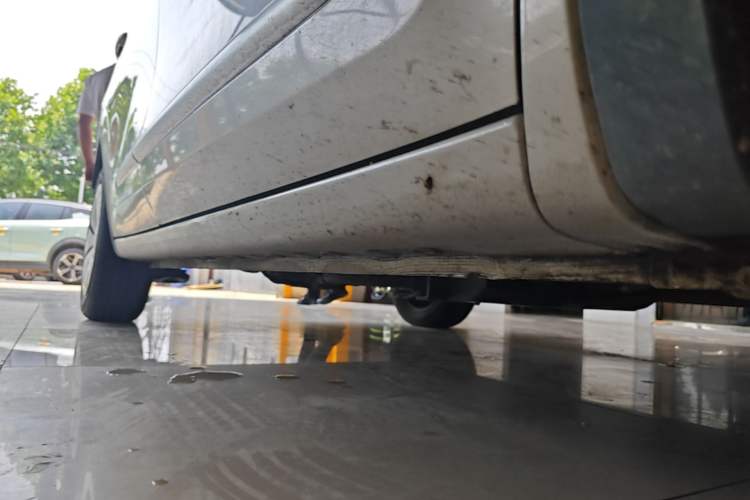 Used Wuling Bingo 2023 203km Light Edition Right Side Sill