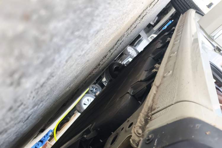 Used Wuling Bingo 2023 333 km Lingxi Connected Version Right Side Sill