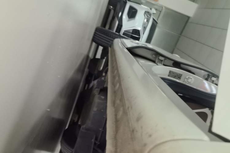 Used Wuling Bingo 2023 203km Comfort Edition Right Side Sill