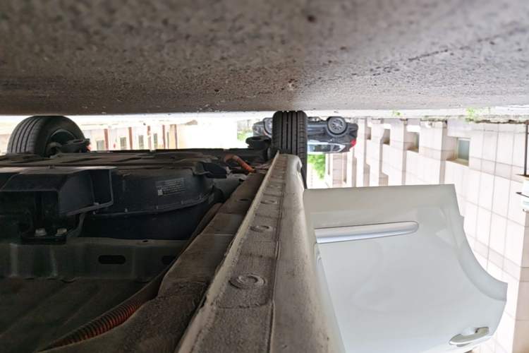 Used Wuling Bingo 2023 203km Light Edition Right Side Sill
