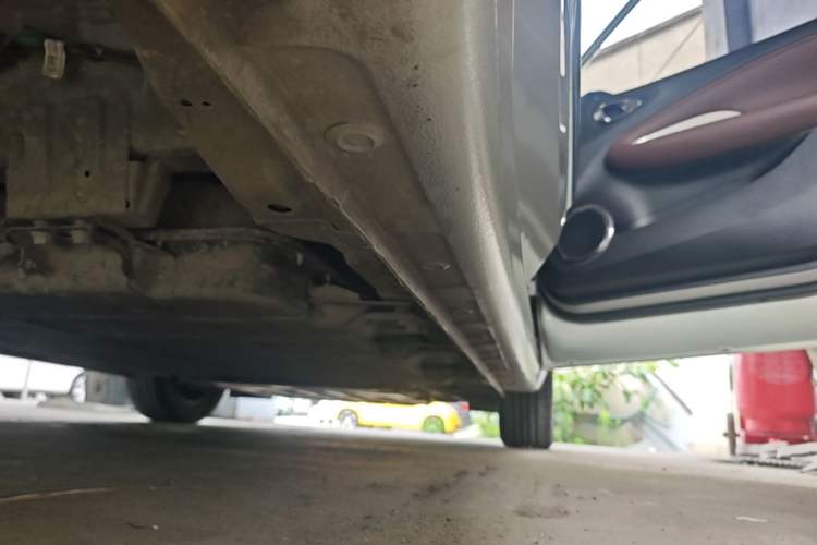 Used Wuling Bingo 2023 333 km Fast-Share Version Right Side Sill