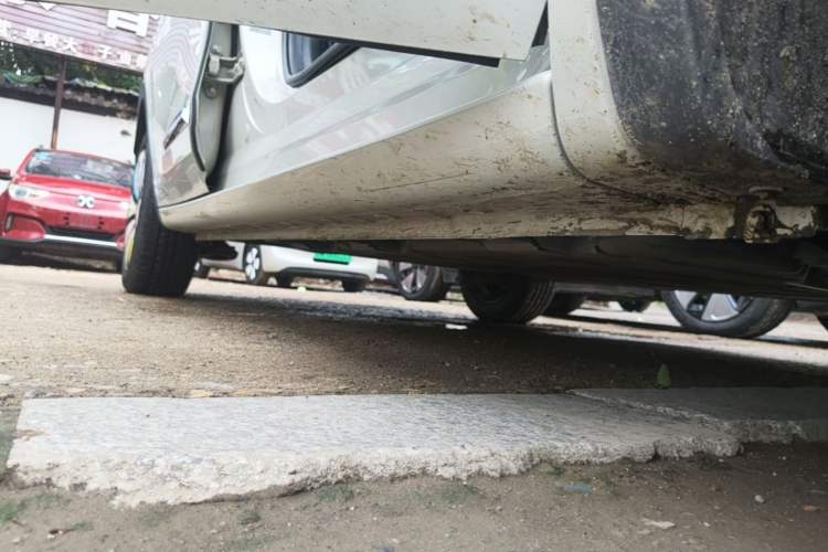Used Wuling Bingo 2023 333 km Lingxi Connected+ Version Right Side Sill