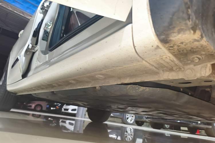 Used Wuling Bingo 2023 333 km Fast-Share Version Right Side Sill