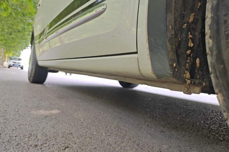 Used Wuling Bingo 2023 333 km Lingxi Connected Version Right Side Sill