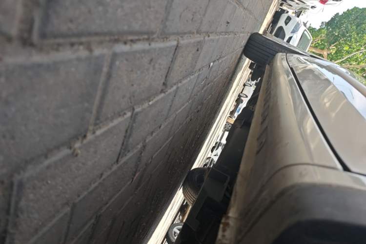 Used Wuling Bingo 2023 203km Light Edition Right Side Sill