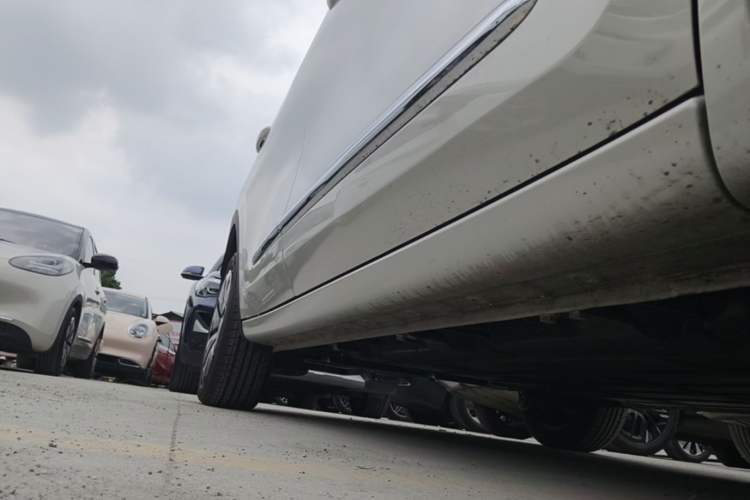 Used Wuling Bingo 2023 410 km Lingxi Deluxe Edition Right Side Sill