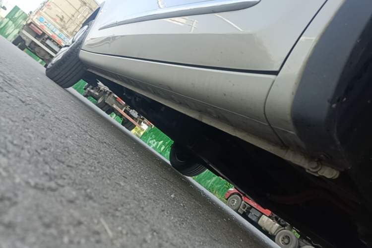 Used Wuling Bingo 2023 203km Comfort Edition Right Side Sill