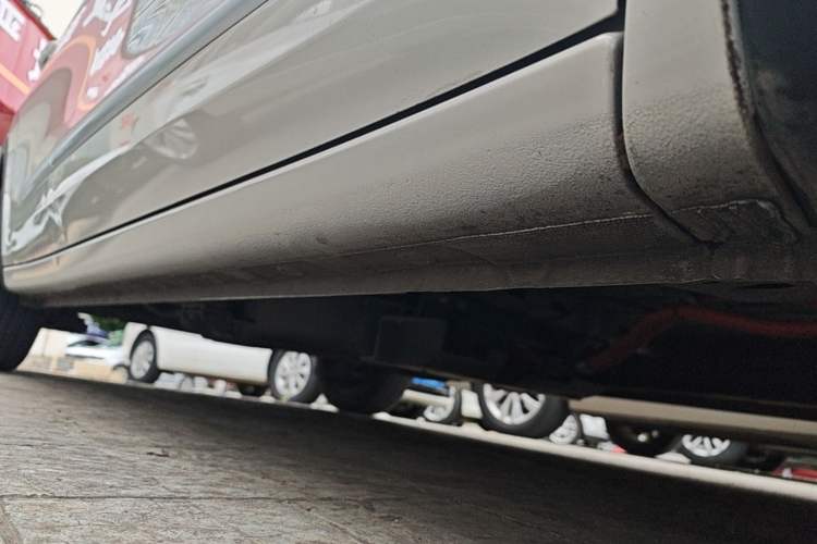 Used Wuling Bingo 2023 203km Light Edition Right Side Sill