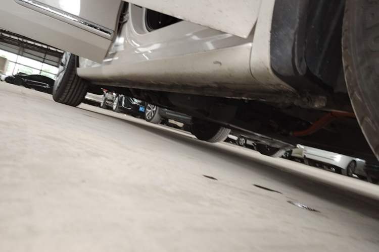 Used Wuling Bingo 2023 203km Comfort Edition Right Side Sill