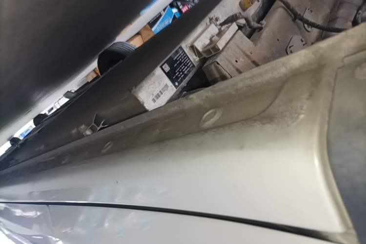 Used Wuling Bingo 2023 333 km Fast-Share Version Right Side Sill