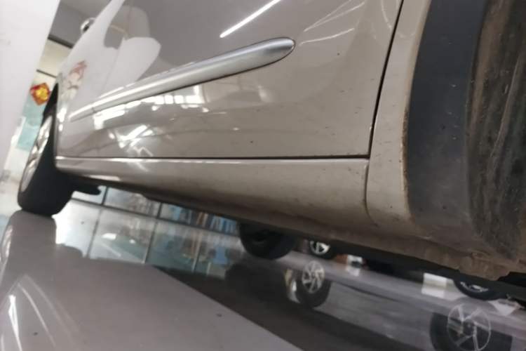Used Wuling Bingo 2023 333 km Fast-Share Version Right Side Sill