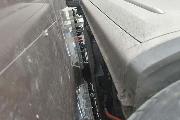 Used Wuling Bingo 2023 203km Light Edition Right Side Sill