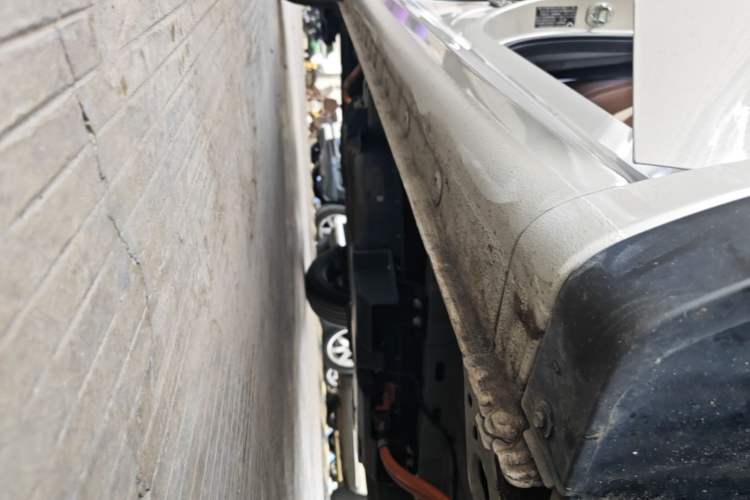 Used Wuling Bingo 2023 203km Light Edition Right Side Sill