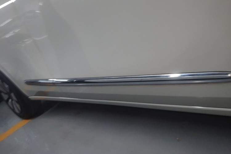 Used Wuling Bingo 2023 333 km Lingxi Connected+ Version Right Side Sill
