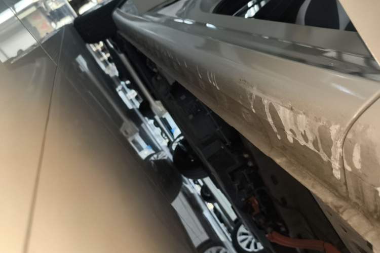 Used Wuling Bingo 2023 203km Light Edition Right Side Sill