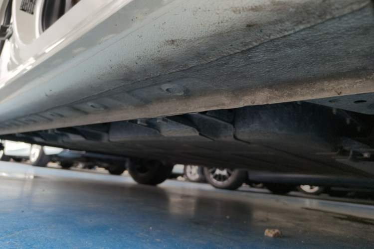 Used Wuling Bingo 2023 333 km Lingxi Connected Version Right Side Sill