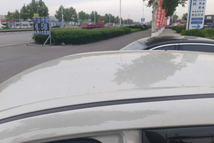 Used Wuling Bingo 2023 333 km Enjoyment Version Roof