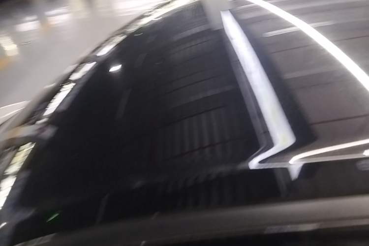 Used Wuling Bingo 2023 333 km Fast-Share Version Roof