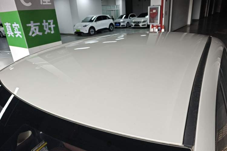Used Wuling Bingo 2023 333 km Enjoyment Version Roof