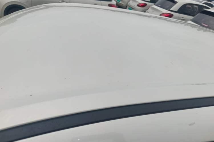 Used Wuling Bingo 2023 333 km Fast-Share Version Roof