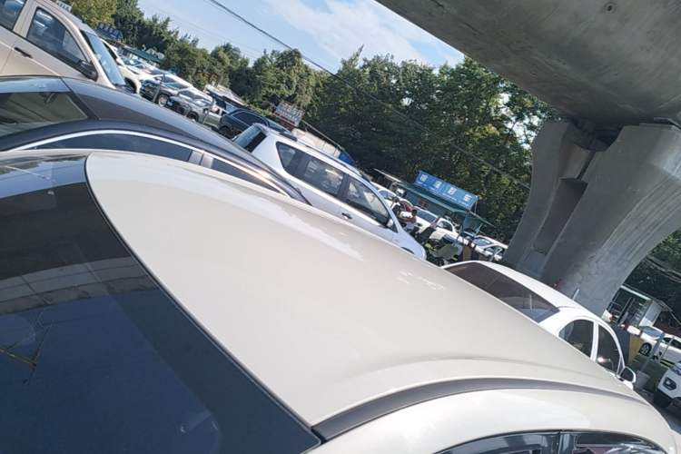 Used Wuling Bingo 2023 203km Comfort Edition Roof