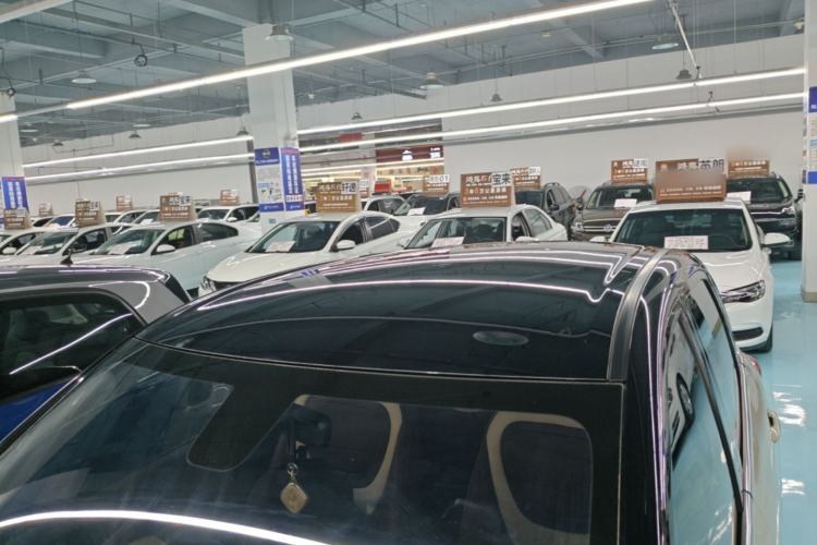 Used Wuling Bingo 2023 333 km Lingxi Connected Version Roof