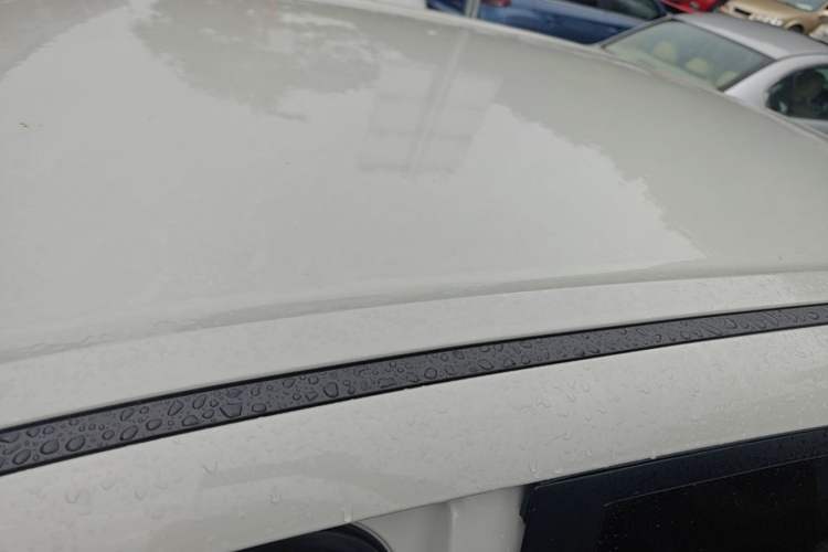 Used Wuling Bingo 2023 203km Light Edition Roof