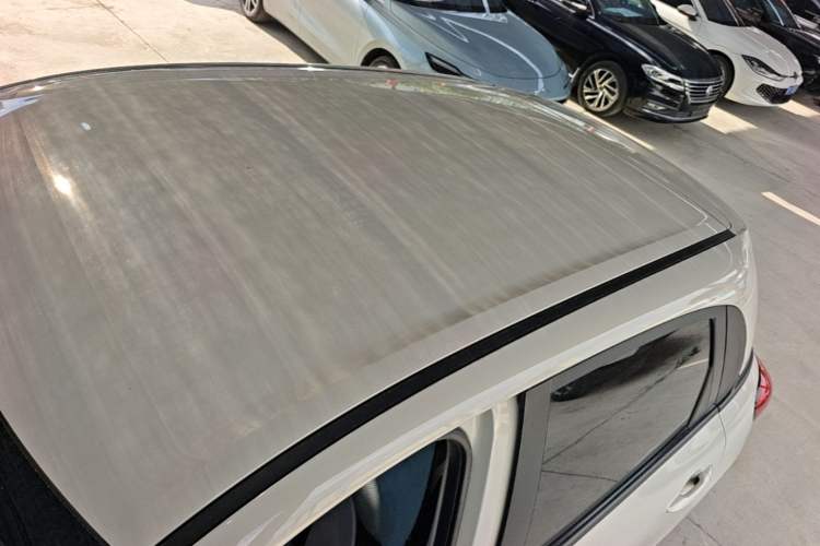 Used Wuling Bingo 2023 333 km Fast-Share Version Roof