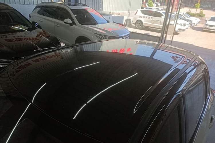 Used Wuling Bingo 2023 203km Comfort Edition Roof