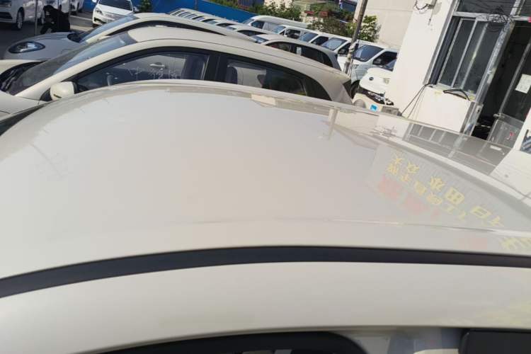 Used Wuling Bingo 2023 333 km Fast-Share Version Roof