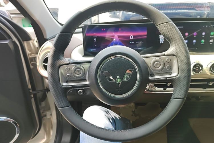 Used Wuling Bingo 2023 410 km Lingxi Deluxe Edition Steering Wheel