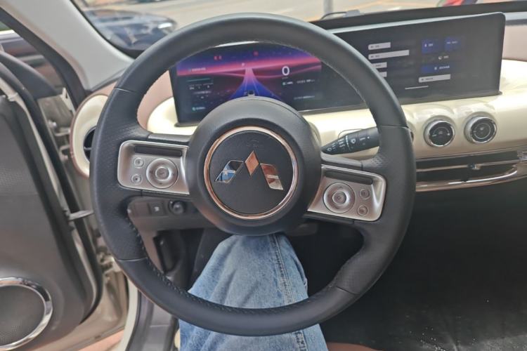 Used Wuling Bingo 2023 410 km Lingxi Deluxe Edition Steering Wheel