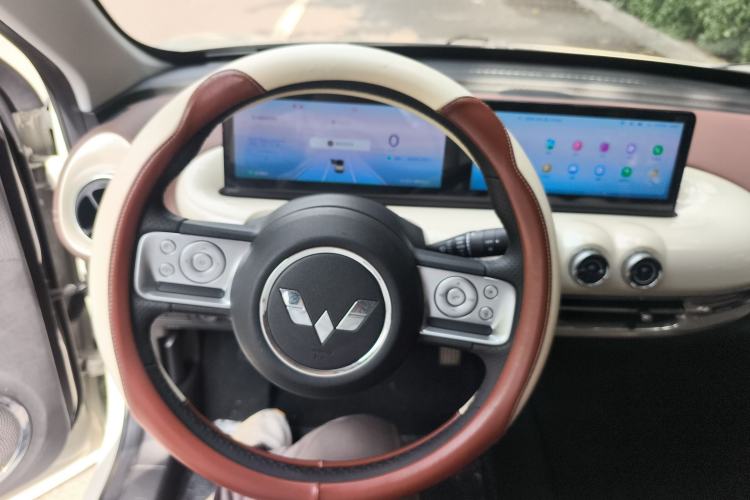 Used Wuling Bingo 2023 410 km Lingxi Deluxe Edition Steering Wheel