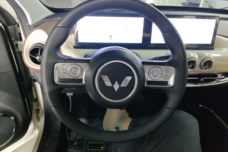 Used Wuling Bingo 2023 410 km Lingxi Deluxe Edition Steering Wheel