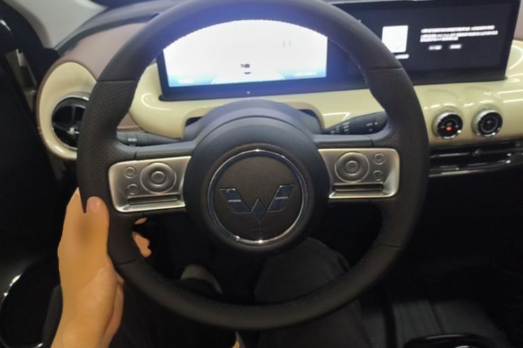 Used Wuling Bingo 2023 333 km Lingxi Connected+ Version Steering Wheel