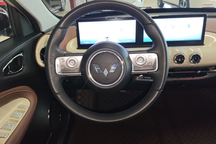 Used Wuling Bingo 2023 410 km Lingxi Deluxe Edition Steering Wheel