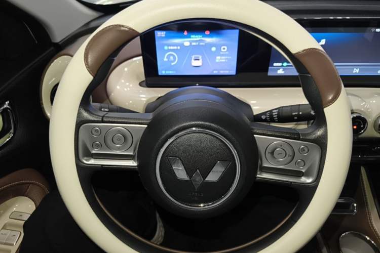 Used Wuling Bingo 2023 333 km Enjoyment Version Steering Wheel