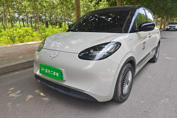 Used Wuling Bingo 2023 333 km Lingxi Connected Version Guazi used car, China used car export, Used car for sale, Used cars, Cheapest cars for sale