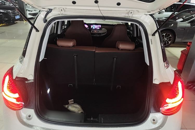 Used Wuling Bingo 2023 333 km Lingxi Connected+ Version Trunk