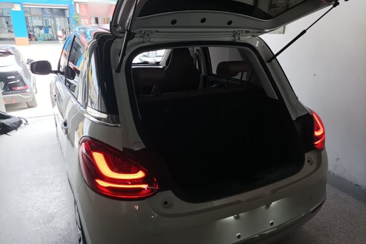 Used Wuling Bingo 2023 333 km Lingxi Connected Version Trunk