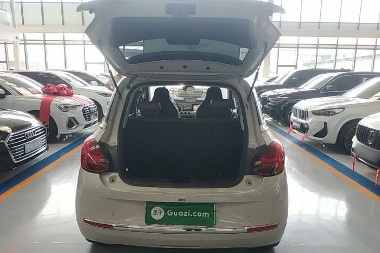 Used Wuling Bingo 2023 203km Comfort Edition Trunk